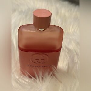 Gucci Guilty Pink E de parfume Pour Femme